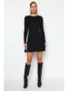 trendyol Kleid in Schwarz