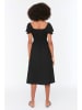 trendyol Kleid in Schwarz