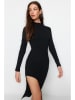 trendyol Kleid in Schwarz