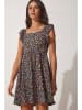 Happiness Istanbul Sukienka w kolorze czarnym ze wzorem