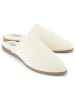 TOMS Clogs in Creme