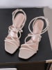 Sixth Sens Sandaletten in Beige