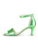 Gabor Skórzane sandały w kolorze zielonym na obcasie