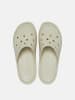 Crocs Klapki "Classic Platform" w kolorze beżowym
