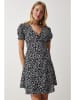 Happiness Istanbul Kleid in Schwarz
