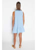 trendyol Kleid in Hellblau