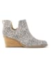 TOMS Leder-Keilstiefeletten in Creme/ Schwarz