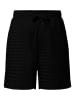 Pieces Shorts in Schwarz