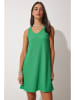 trendyol Kleid in Grün