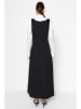 trendyol Kleid in Schwarz