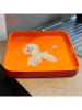 WD lifestyle Dienblad "Dog" oranje/wit - (L)34 x (B)34 cm