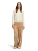 BETTY & CO Sweter w kolorze kremowym