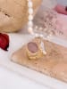 Pierres de Jade Vergold. Ring mit Edelstein und Perle