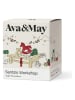 AVA & MAY Duftkerze "Santa's Workshop" in Rot - 220 g