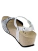 Sunbay Skórzane sandały "Yucca" w kolorze srebrnym na koturnie