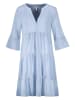 Kleid in Hellblau